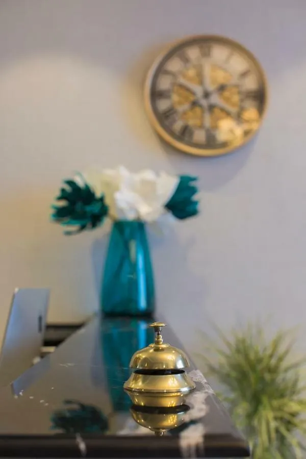 טביליסי Lifferent Hotel & Spa