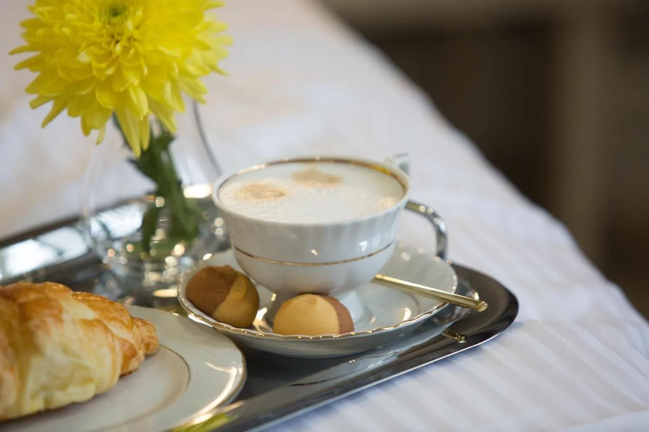 Lifferent Hotel & Spa Tbilisi 4*,